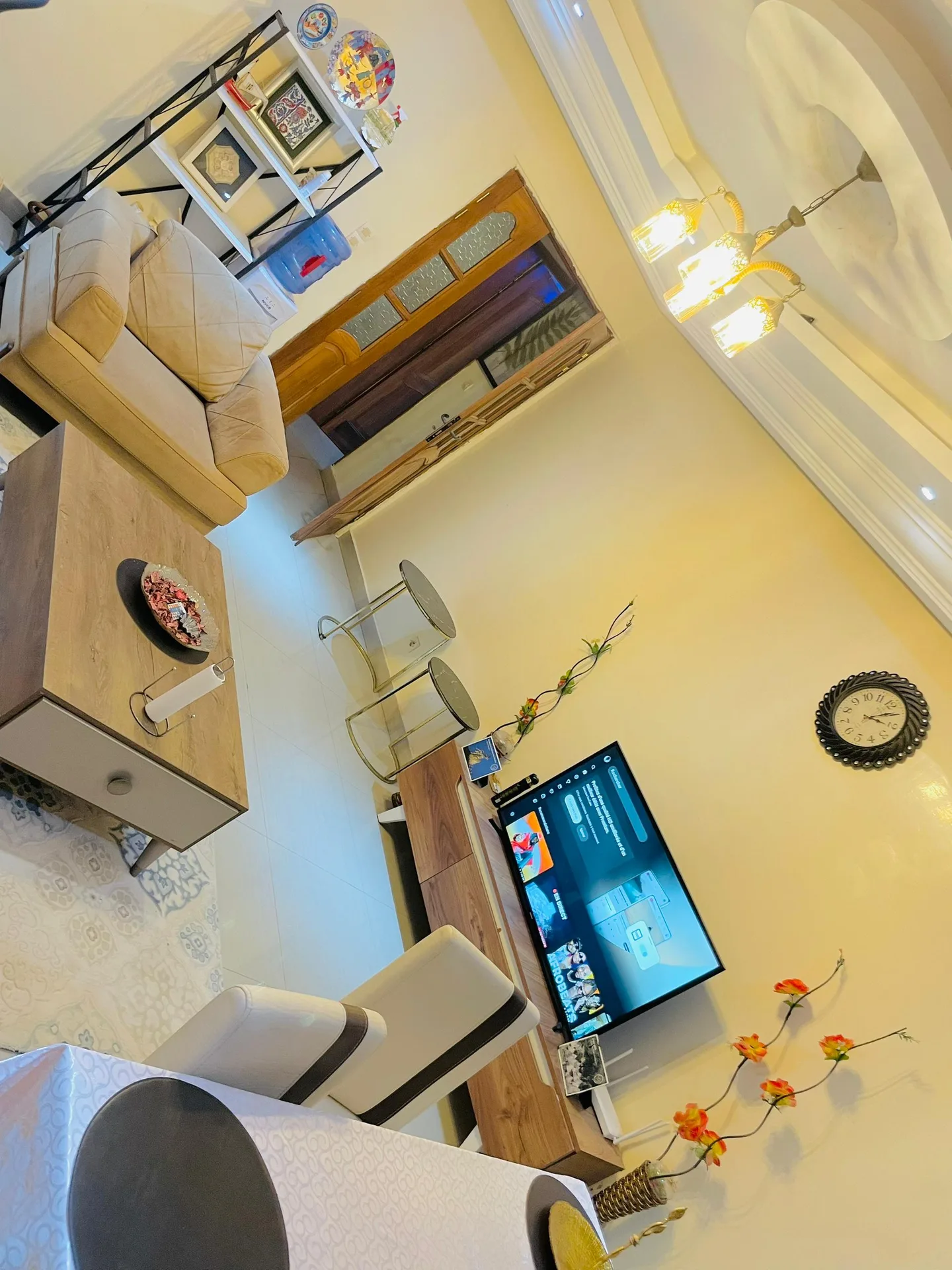 Appartement calme et discret, possible de louer le studio seulement m, situé à Mamelles.