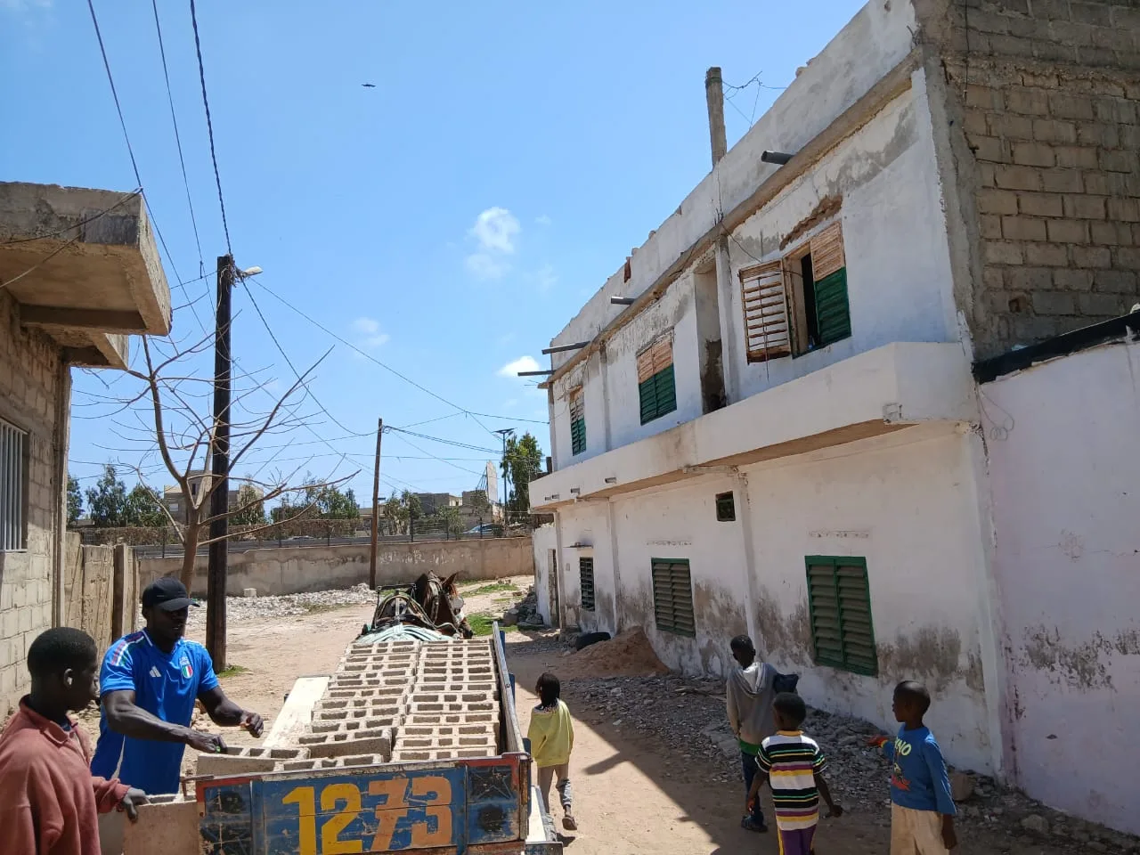 Maison à demolir diamageune coter tally mame diarra