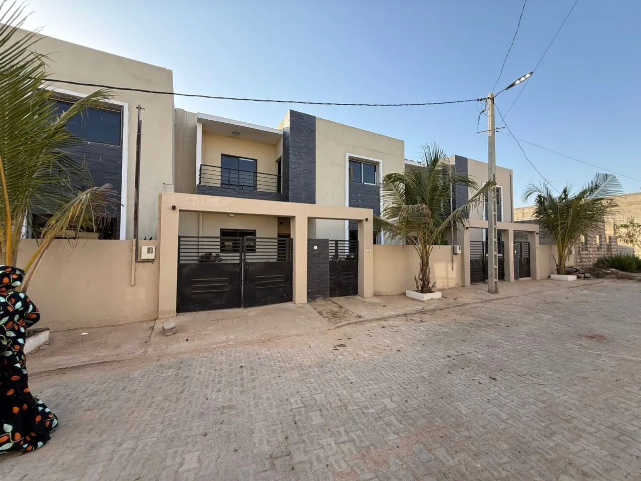 Villa R+1 de 174 m2 à vendre Almadie2 kounoune jamais habitée