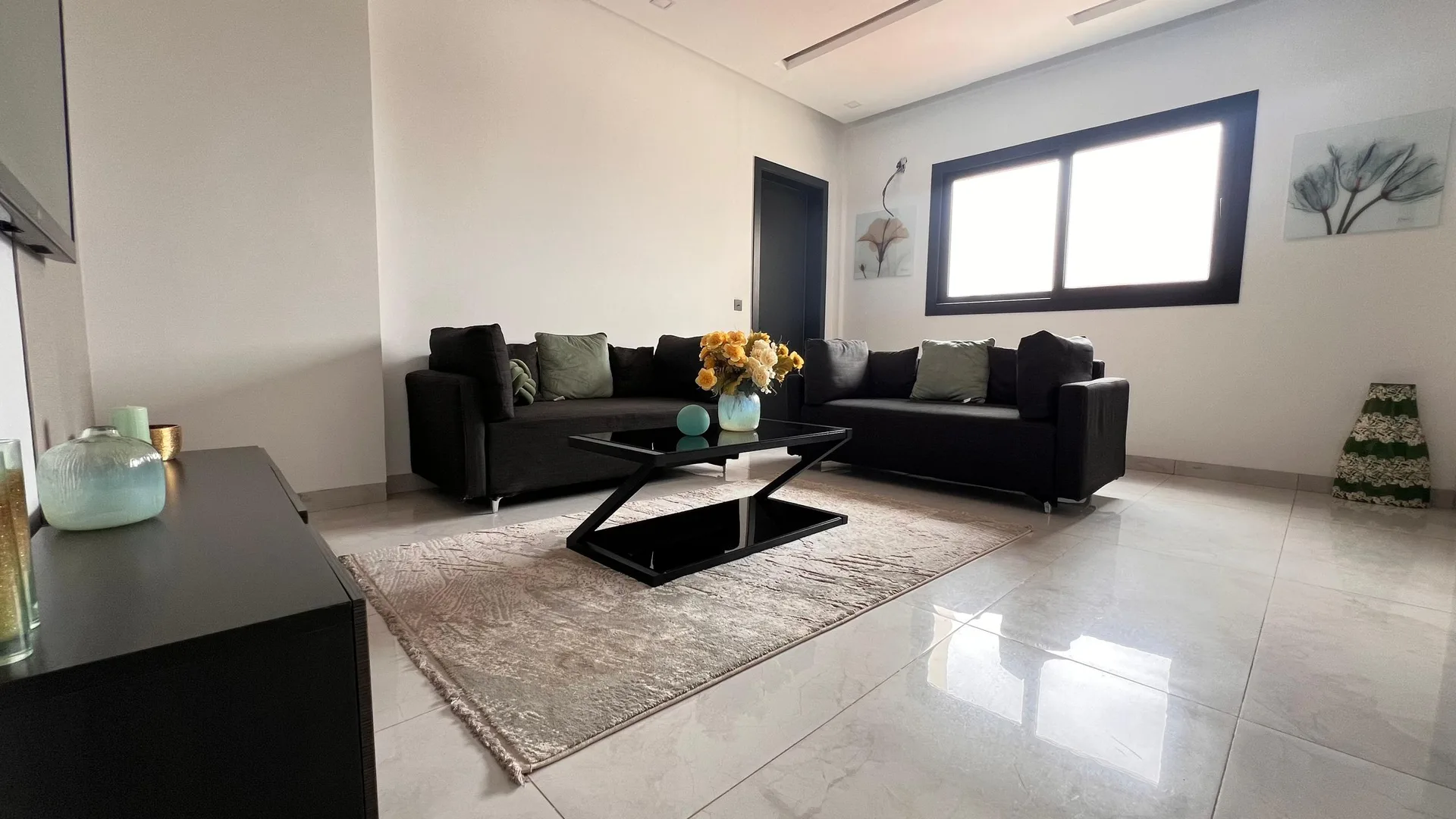 Résidence Haut Standing JURA – F5 A 270m² – Cité Africa