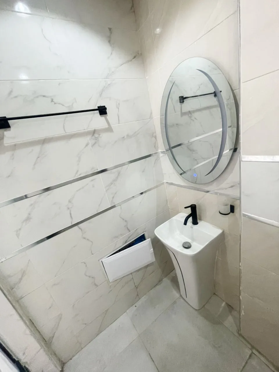 Bel appartement F3 jamais habité aux Almadies – Résidence sécurisée avec ascenseur
